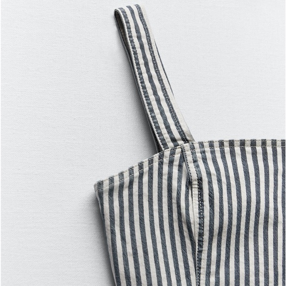 NWT Zara Blue White Denim Striped Crop Top | Size Medium - Picture 5 of 12